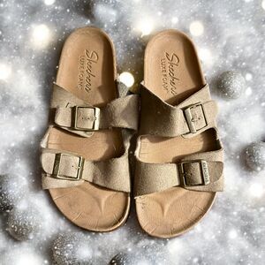 SKECHERS Sandals Relaxed Fit with Luxe Foam!!